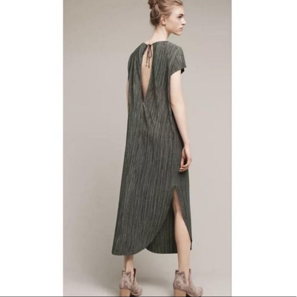 Texture Renaissance dress in moss